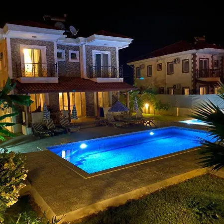 Remarkable 4-Bed Villa Tasgin 2 Pools